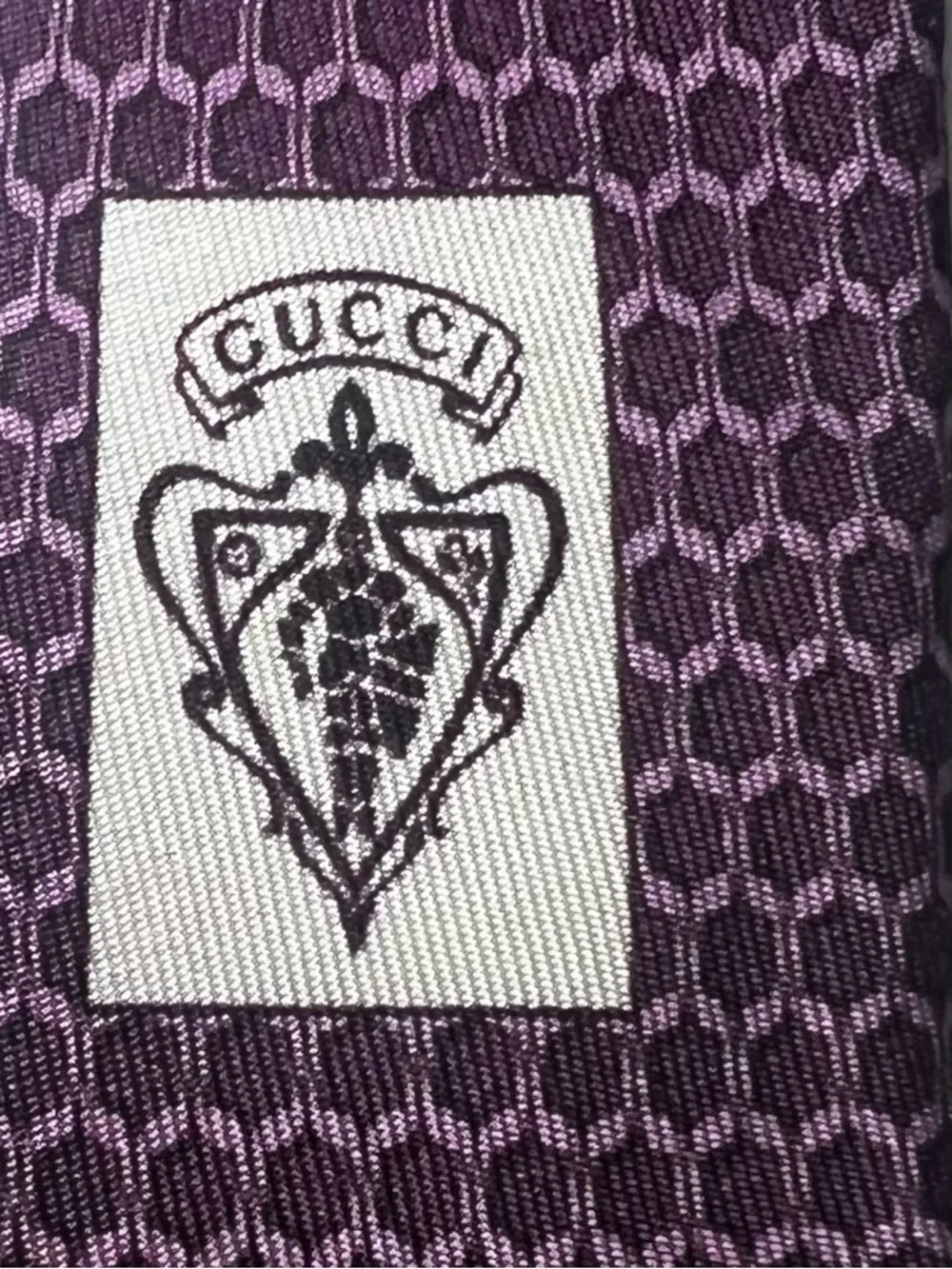 GUCCI Authentic 100% Silk Luxury Designer Necktie Purple Geometric Hand Sewn Tie